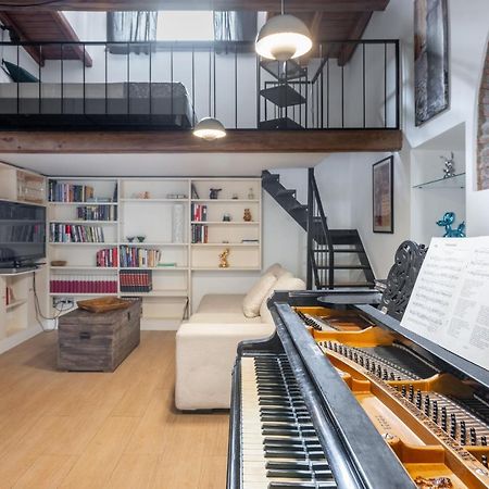Musician Apartment Colosseo With Piano Рим Екстер'єр фото