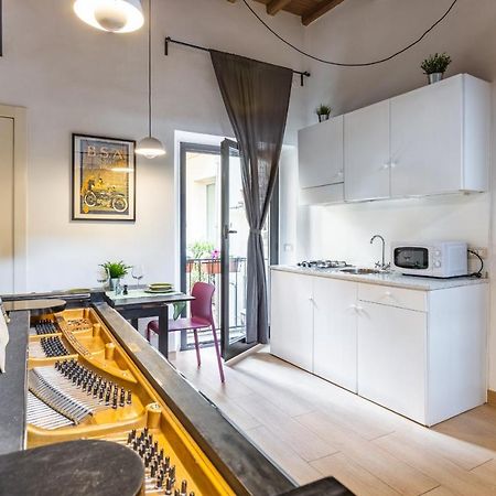 Musician Apartment Colosseo With Piano Рим Екстер'єр фото