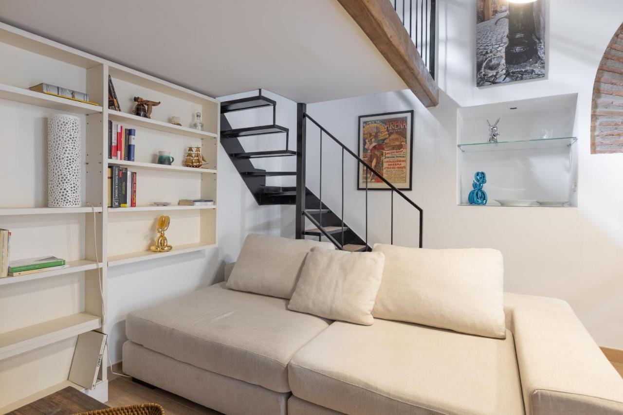 Musician Apartment Colosseo With Piano Рим Екстер'єр фото