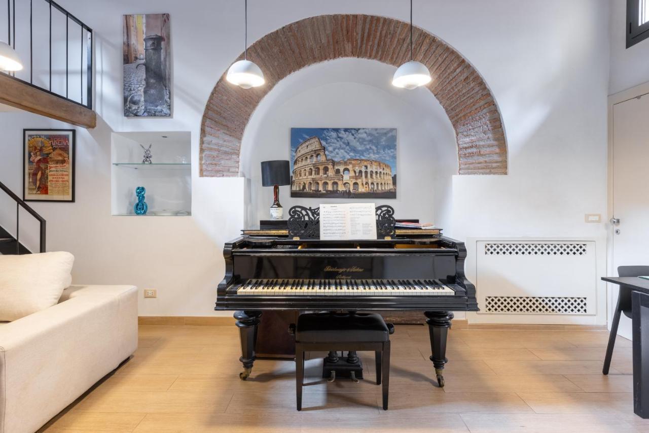 Musician Apartment Colosseo With Piano Рим Екстер'єр фото