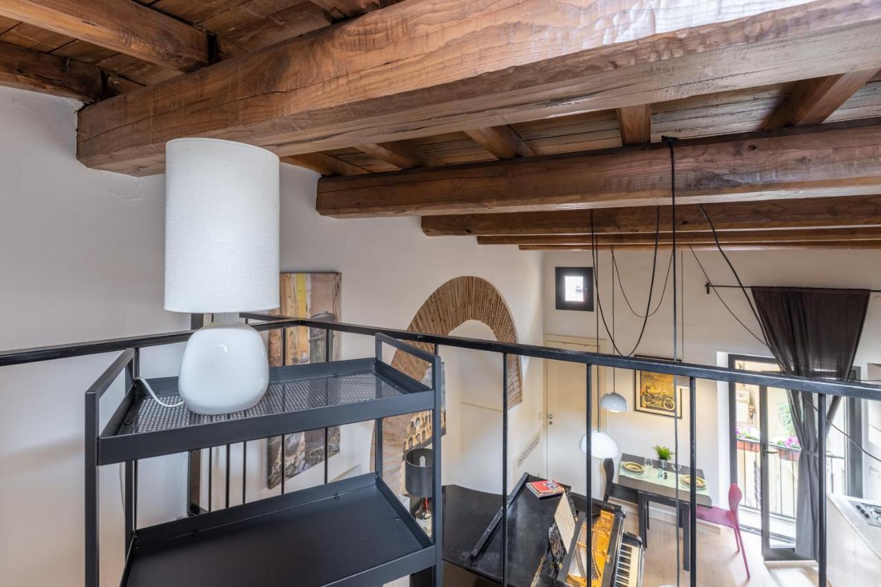 Musician Apartment Colosseo With Piano Рим Екстер'єр фото